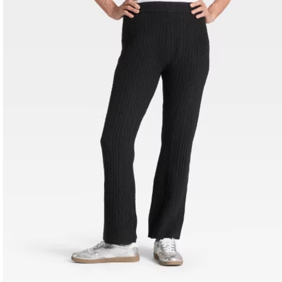 NWT Universal Thread Sweater Set - Picture 12 of 14